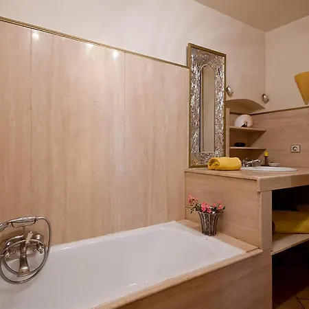 아파트 L'ile-rousse Sleeps 4 Air Con Wifi *